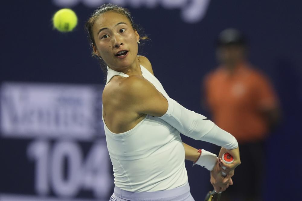 使得科斯秋 使得科斯秋